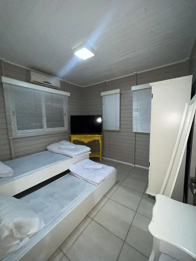Konukevi Uluwatu Otel Florianópolis Brezilya